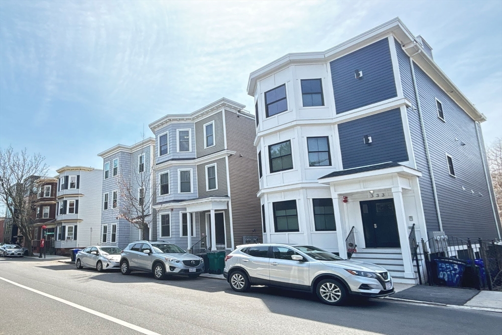 335 Maverick Street, Unit 1 Boston, MA 02128 - Photo 16 of 17