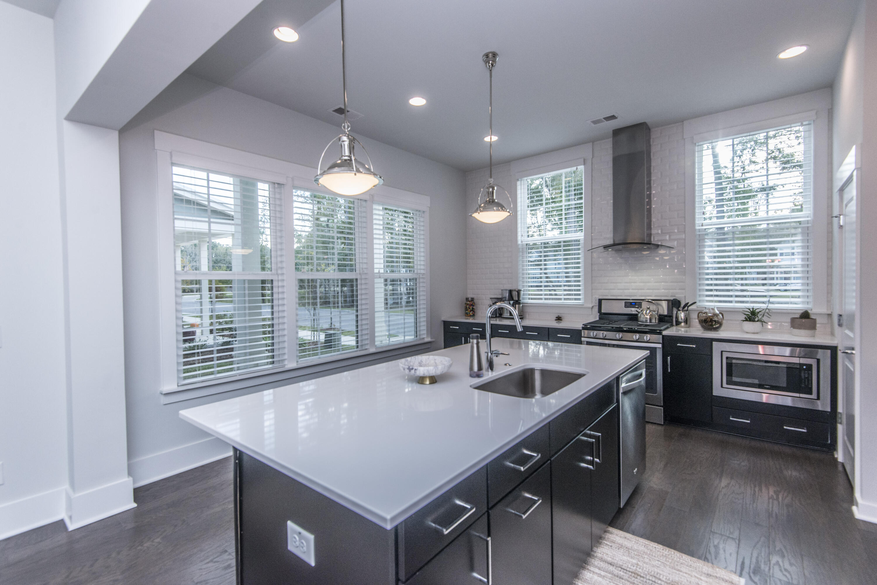 2000 Fleming Woods Road Charleston, SC 29412 - Photo 8 of 29