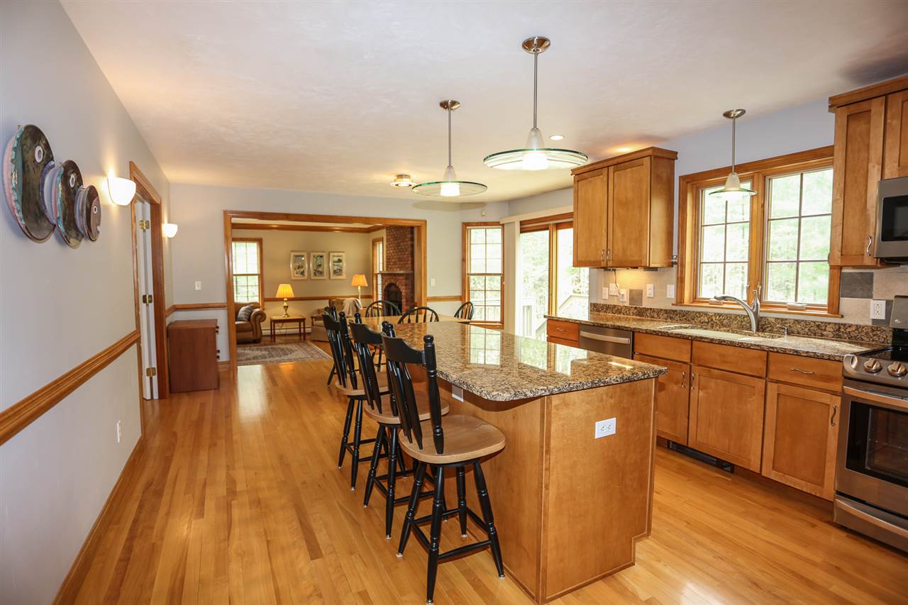 39 Justin Lane Rochester, NH 03839 - Photo 11 of 40