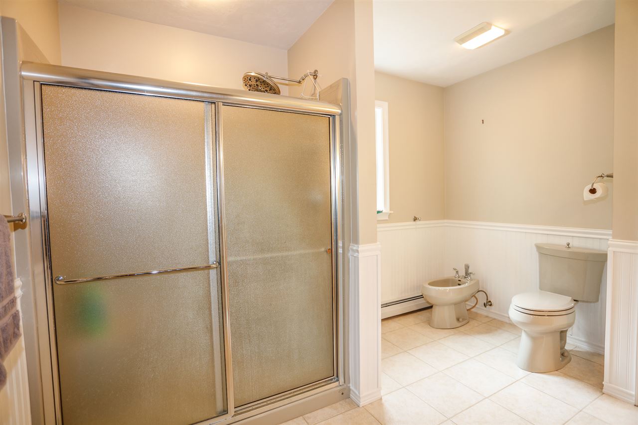 39 Justin Lane Rochester, NH 03839 - Photo 32 of 40