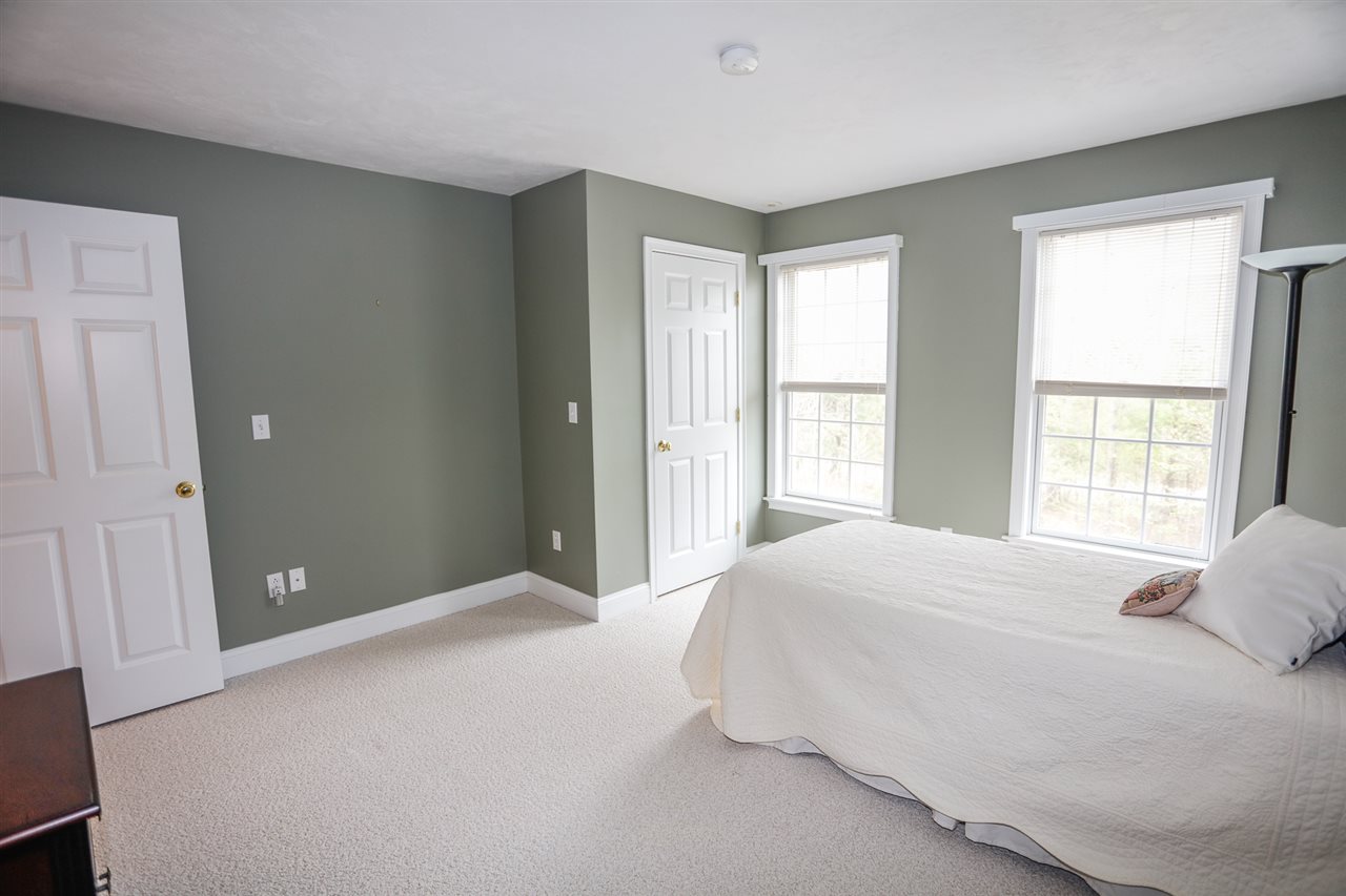 39 Justin Lane Rochester, NH 03839 - Photo 34 of 40