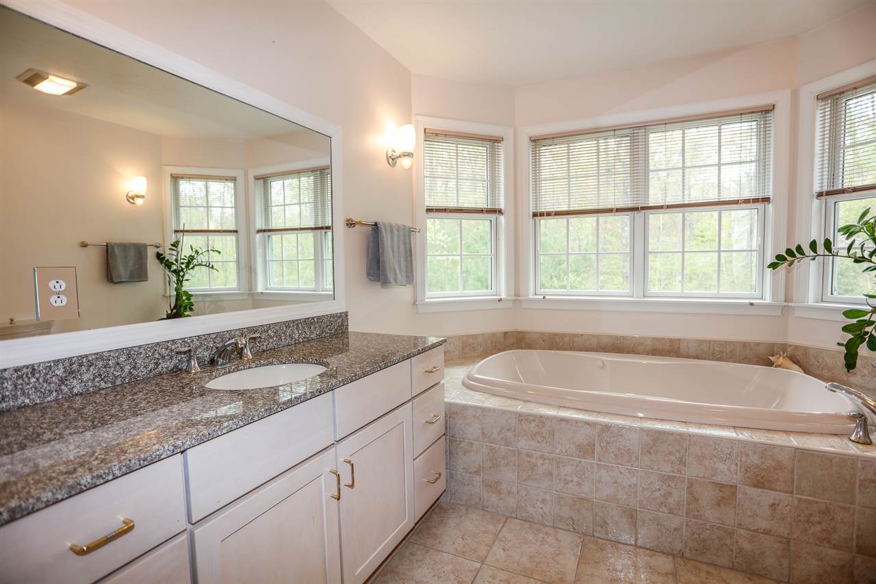 39 Justin Lane Rochester, NH 03839 - Photo 35 of 40