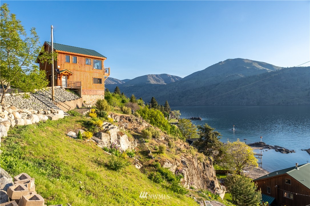 16048 South Lakeshore Road Chelan, WA 98816 - Photo 17 of 25 Gallery Image 17