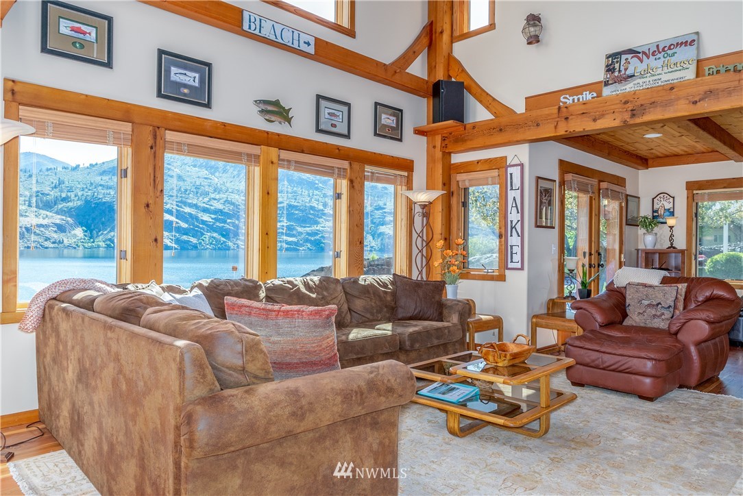 16048 South Lakeshore Road Chelan, WA 98816 - Photo 5 of 25 Gallery Image 5