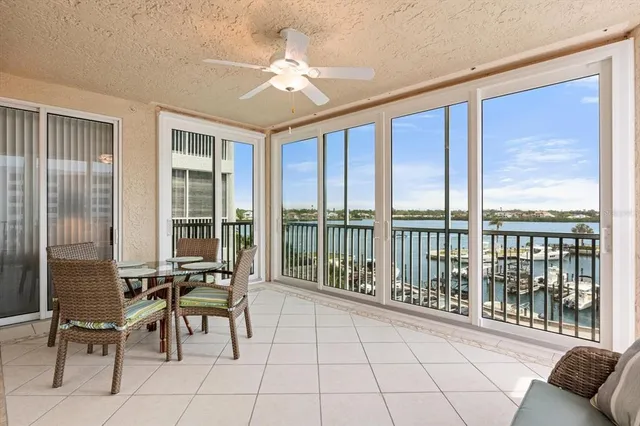 a view of a livingroom with furniture