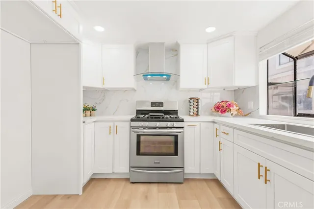 $898,000 | 500 North Moore Avenue, Unit E, Monterey Park, CA 91754