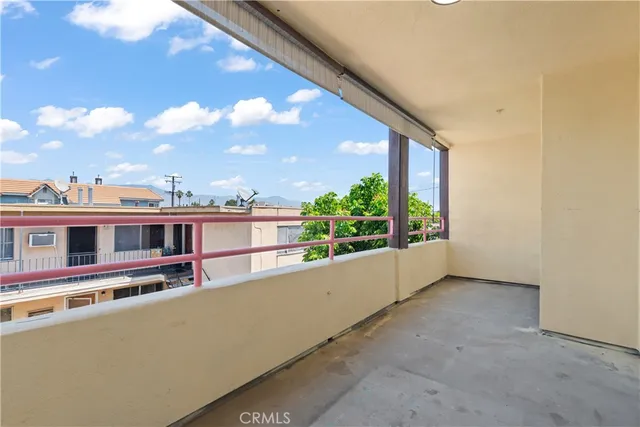 $898,000 | 500 North Moore Avenue, Unit E, Monterey Park, CA 91754