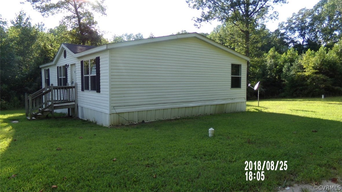 620 Roundabout Road Newtown, VA 23126 - Photo 2 of 18