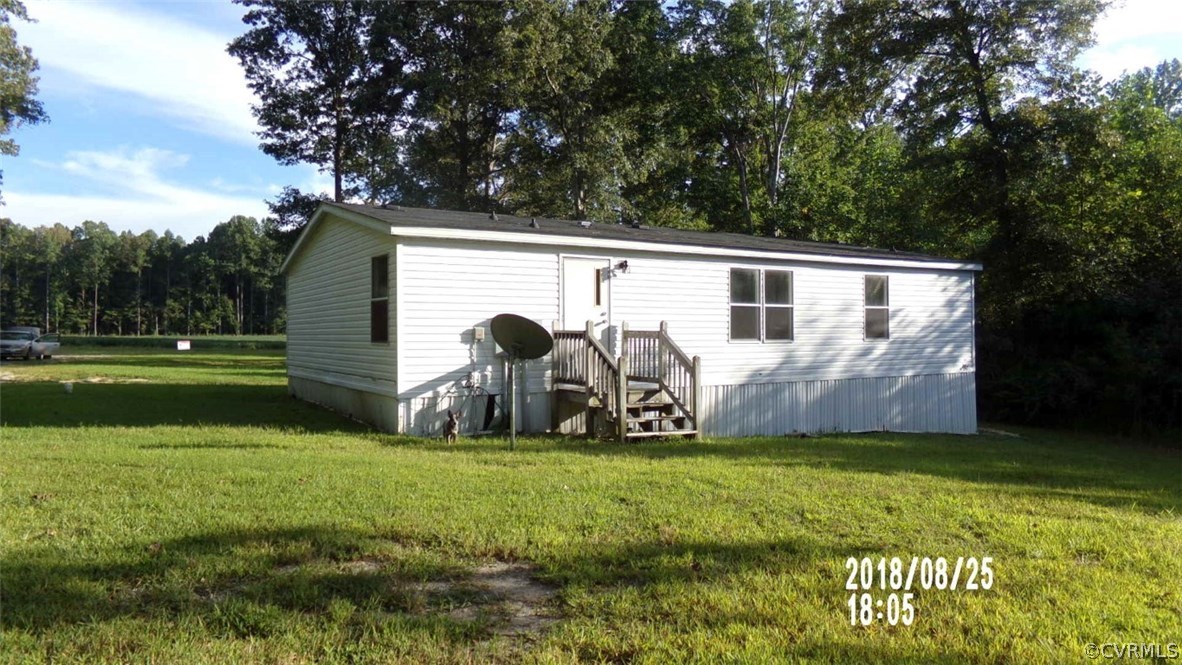 620 Roundabout Road Newtown, VA 23126 - Photo 3 of 18