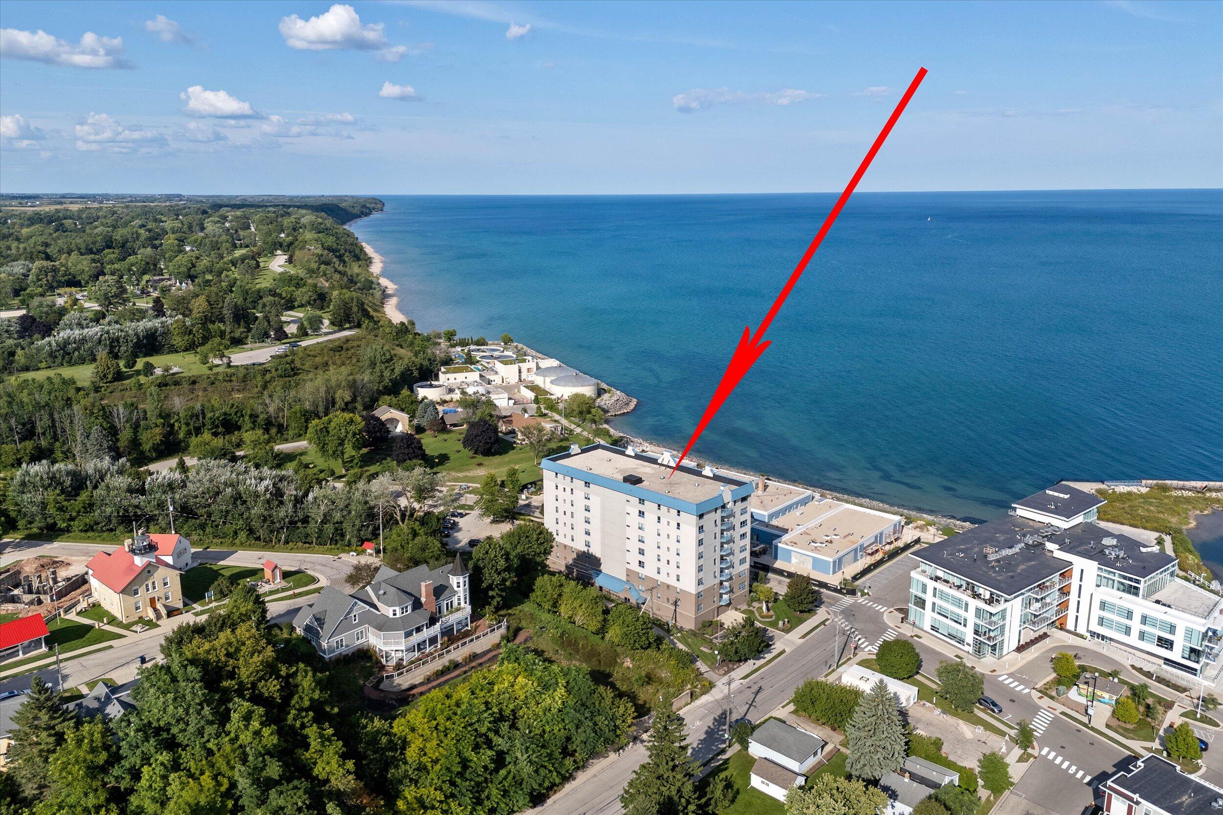 415 Lake Street, Unit 701 Port Washington, WI 53074 - Photo 14 of 16 25-Aerial