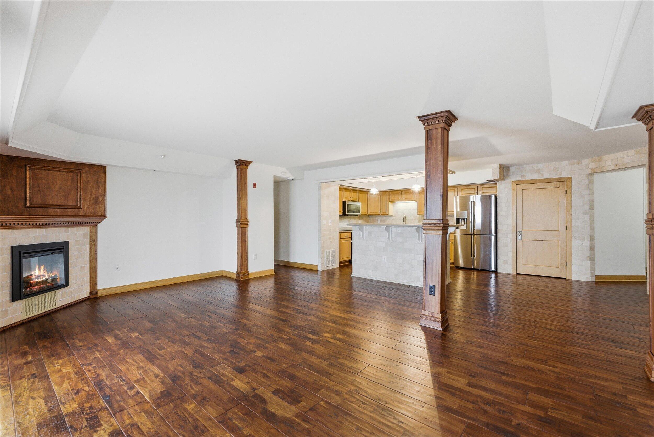 415 Lake Street, Unit 701 Port Washington, WI 53074 - Photo 7 of 31 Open Concept