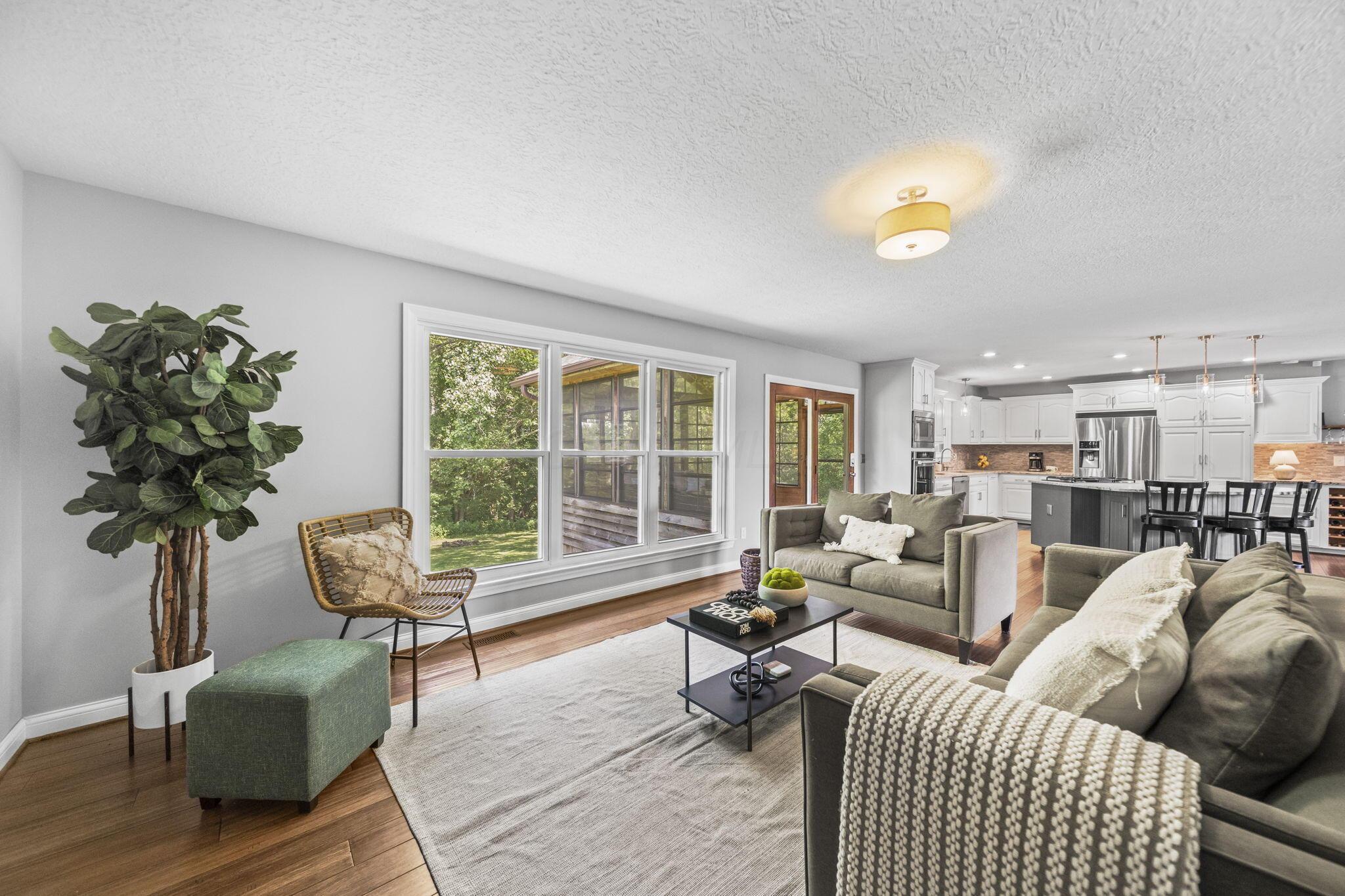 9670 Concord Road Dublin, OH 43017 - Photo 20 of 70 Great Room