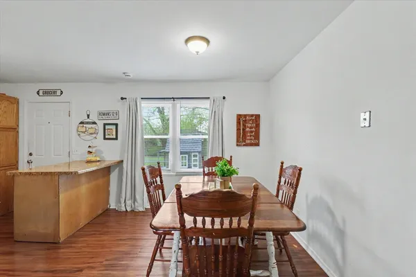 $169,900 | 2405 Lawndale Drive, Champaign, IL 61821