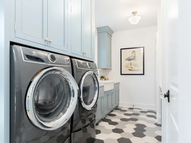 $5,000,000 | 1227 Olesen Drive, Naperville, IL 60540