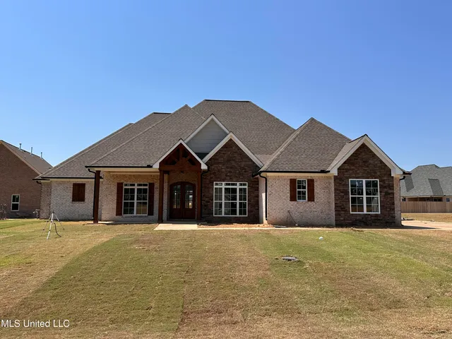 $495,000 | 4391 Brooke Drive, Nesbit, MS 38651