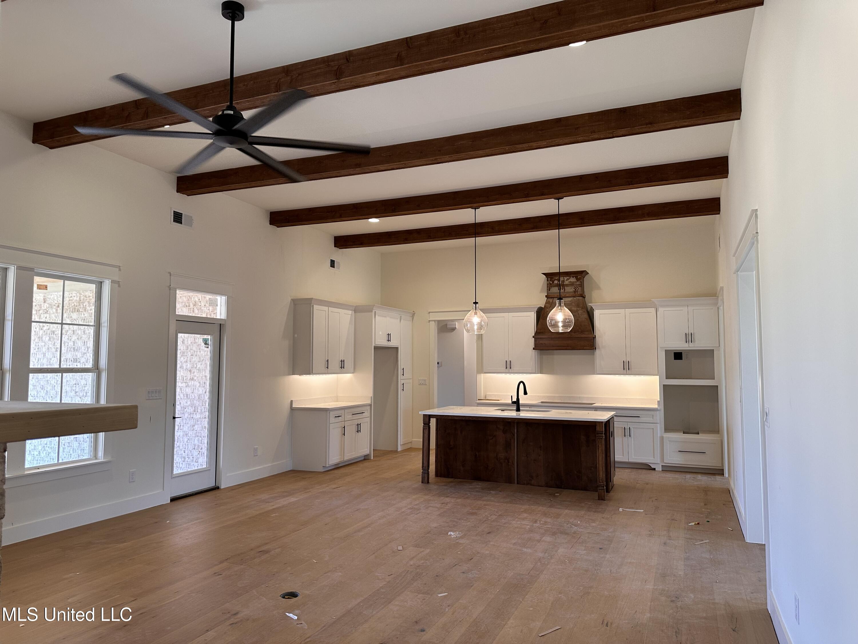 4391 Brooke Drive Nesbit, MS 38651 - Photo 9 of 27 Kitchen