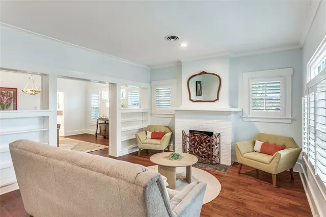 $660,000 | 1204 Virginia Place, Fort Worth, TX 76107