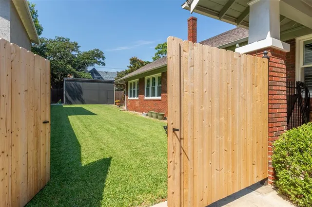 $660,000 | 1204 Virginia Place, Fort Worth, TX 76107