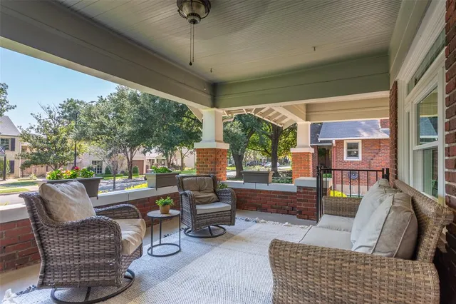 $660,000 | 1204 Virginia Place, Fort Worth, TX 76107