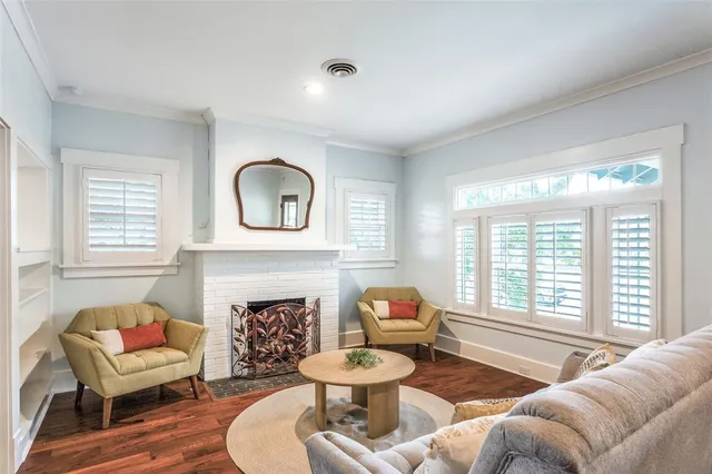 $660,000 | 1204 Virginia Place, Fort Worth, TX 76107