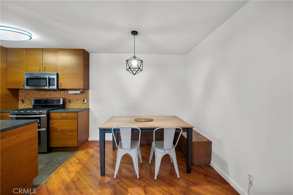 25825 Tournament Road, Unit I9 Valencia, CA 91355 - Photo 18 of 35
