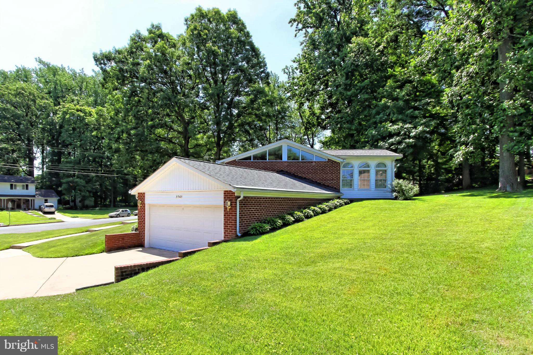 8948 Victoria Road Springfield, VA 22151 - Photo 30 of 30 Exterior (Rear)
