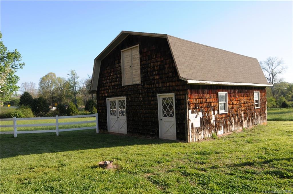3262 Sigmon Dairy Road Newton, NC 28658 - Photo 4 of 23 Gallery Image 4