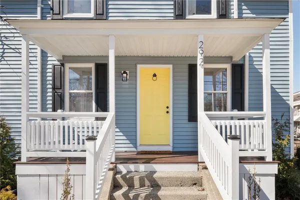 $499,000 | 292 Sowams Road, Barrington, RI 02806