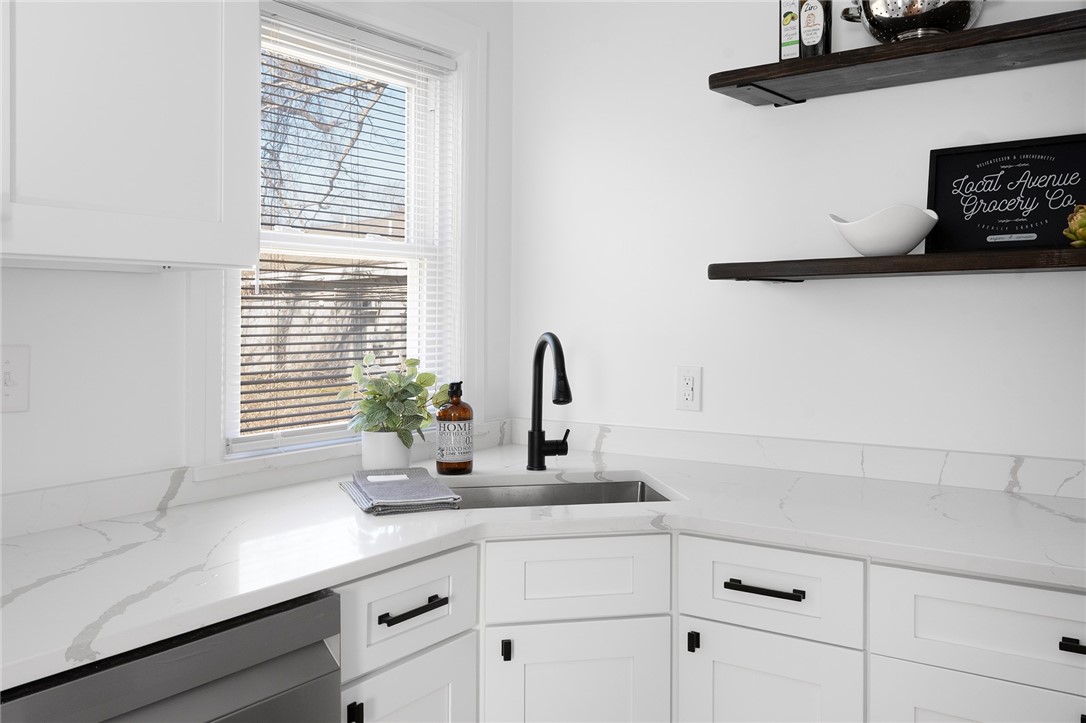 292 Sowams Road Barrington, RI 02806 - Photo 9 of 30