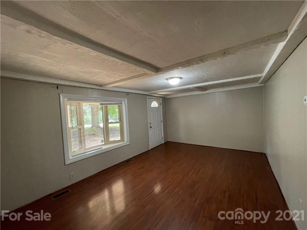 3315 Sheely Road Lenoir, NC 28645 - Photo 11 of 15 Gallery Image 11