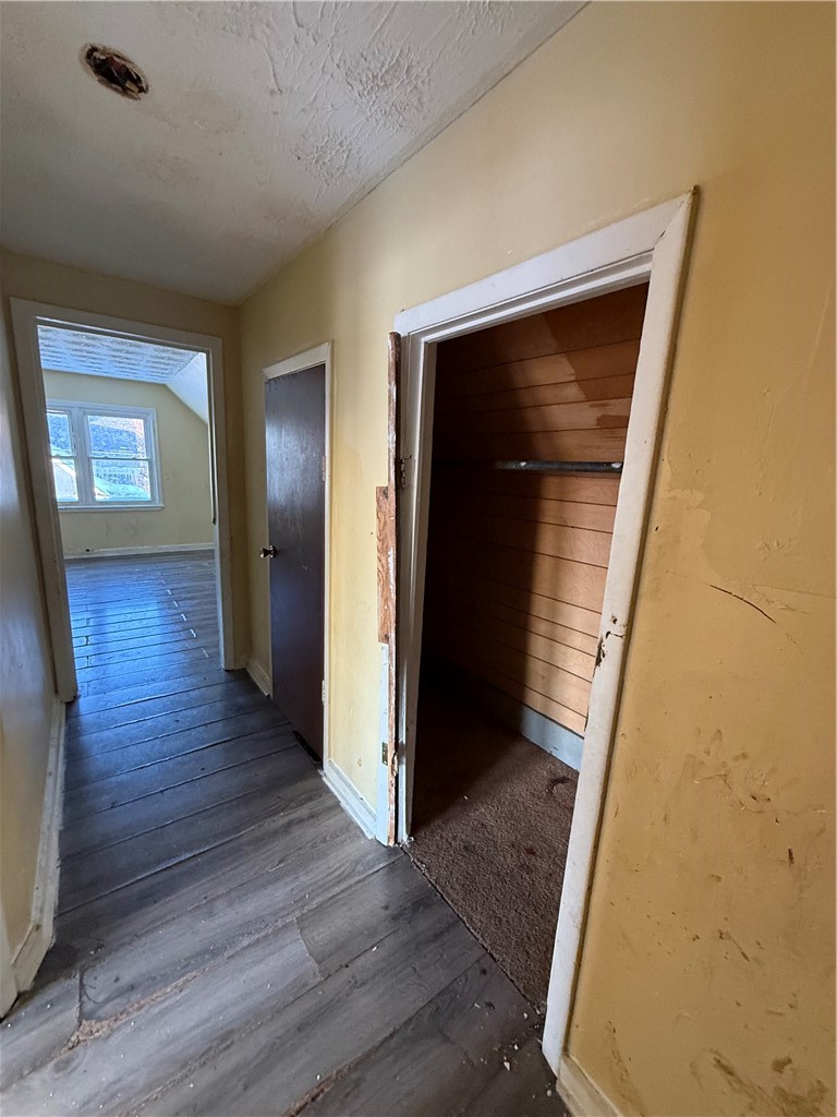 9 Hoeltzer Street Rochester, NY 14605 - Photo 6 of 19