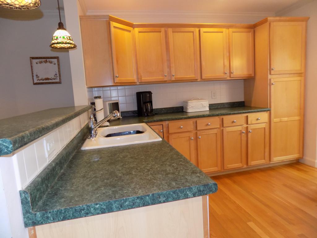 243 Drakeside Road, Unit 4 Hampton, NH 03842 - Photo 5 of 24