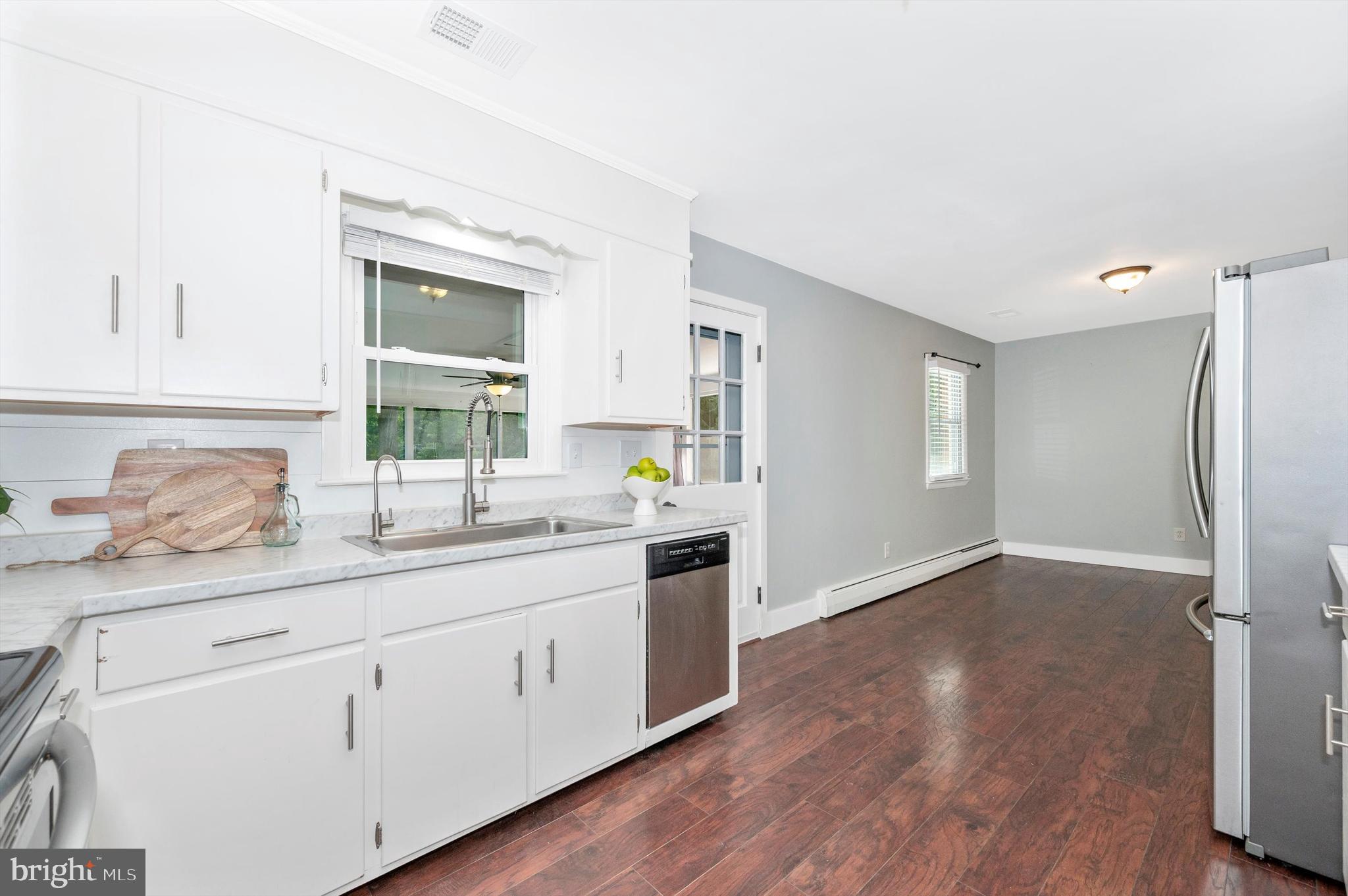 5615 Jefferson Boulevard Frederick, MD 21703 - Photo 12 of 38 Kitchen