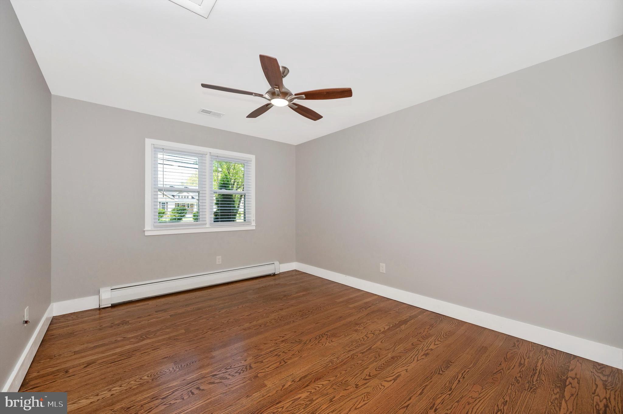 5615 Jefferson Boulevard Frederick, MD 21703 - Photo 21 of 38 Bedroom 3