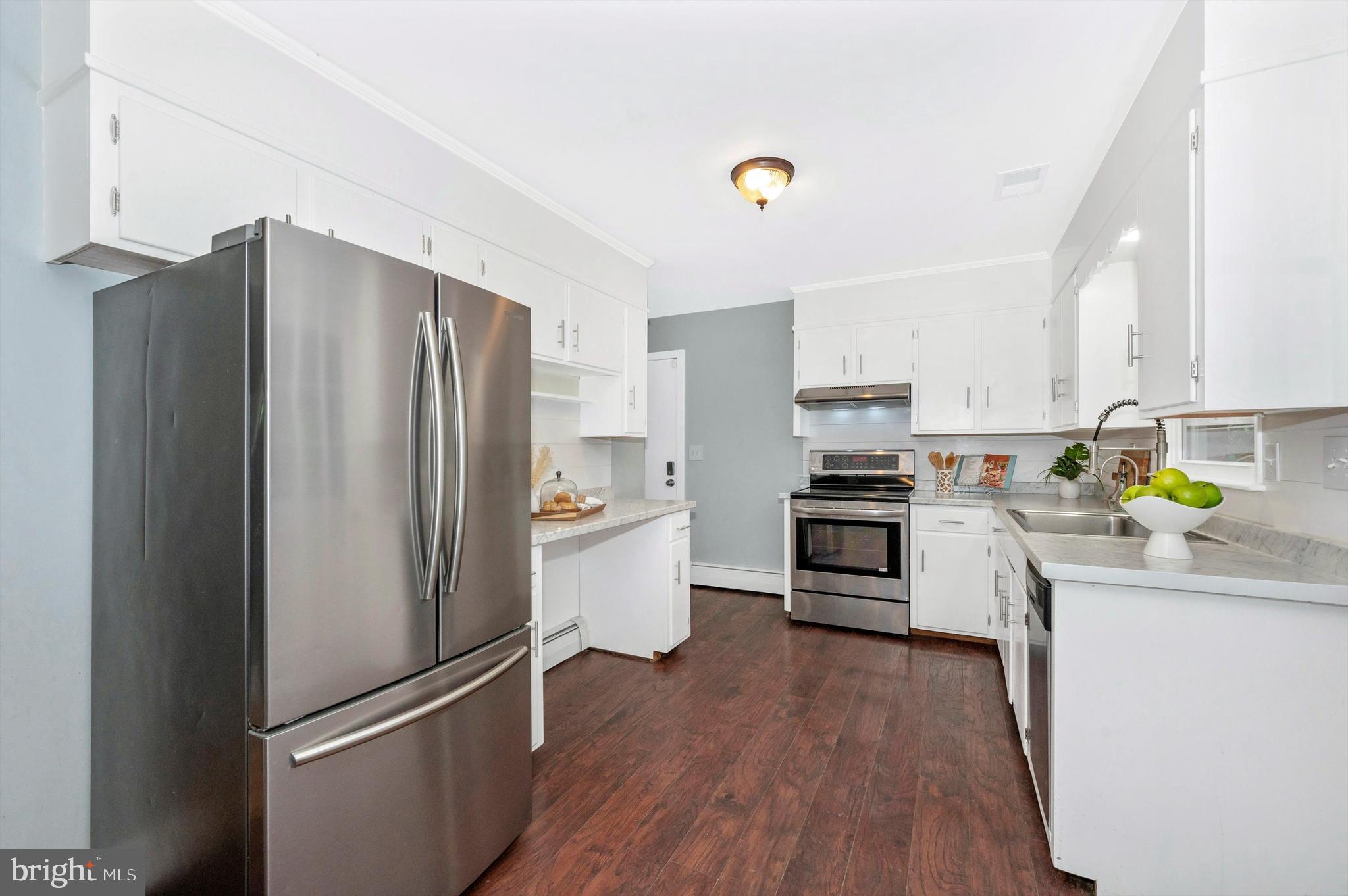 5615 Jefferson Boulevard Frederick, MD 21703 - Photo 6 of 38 Kitchen