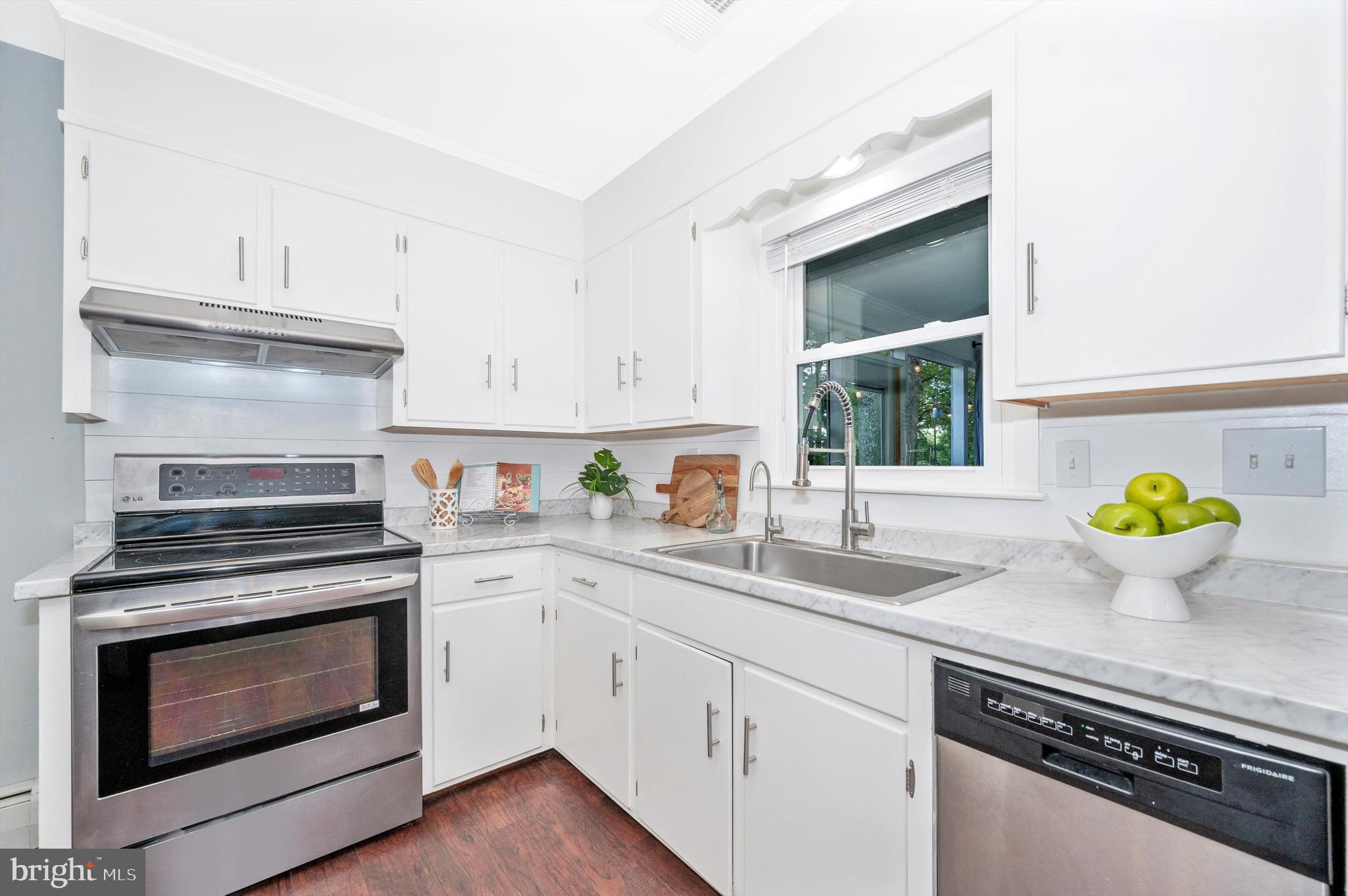 5615 Jefferson Boulevard Frederick, MD 21703 - Photo 10 of 38 Kitchen