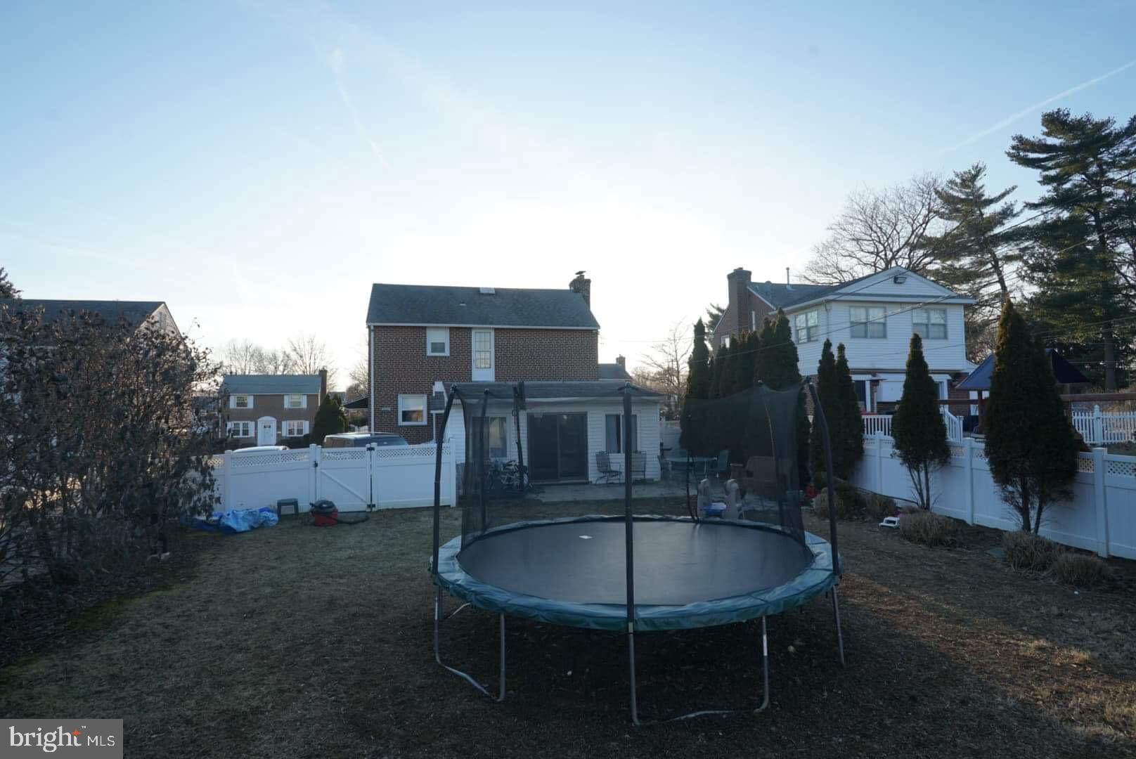 241 Rodmor Road Havertown, PA 19083 - Photo 19 of 20
