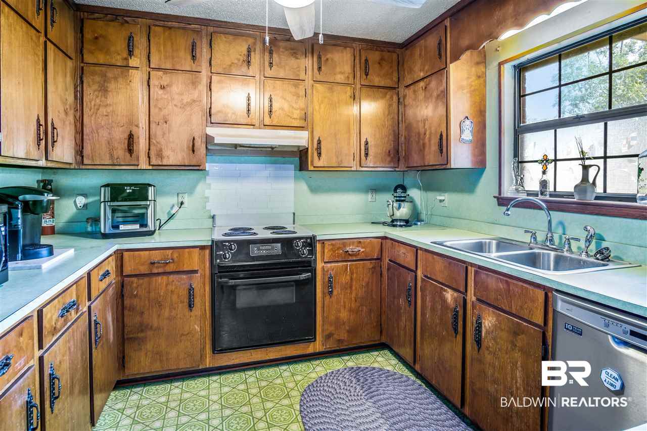 10220 Longview Drive Foley, AL 36535 - Photo 14 of 22
