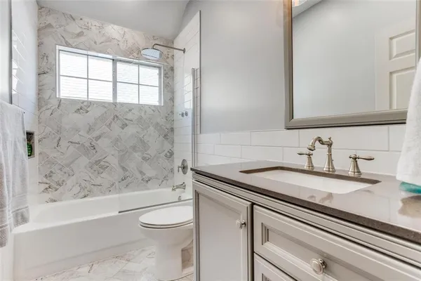 $2,400 | 10305 Preston Vineyard Drive, Frisco, TX 75035