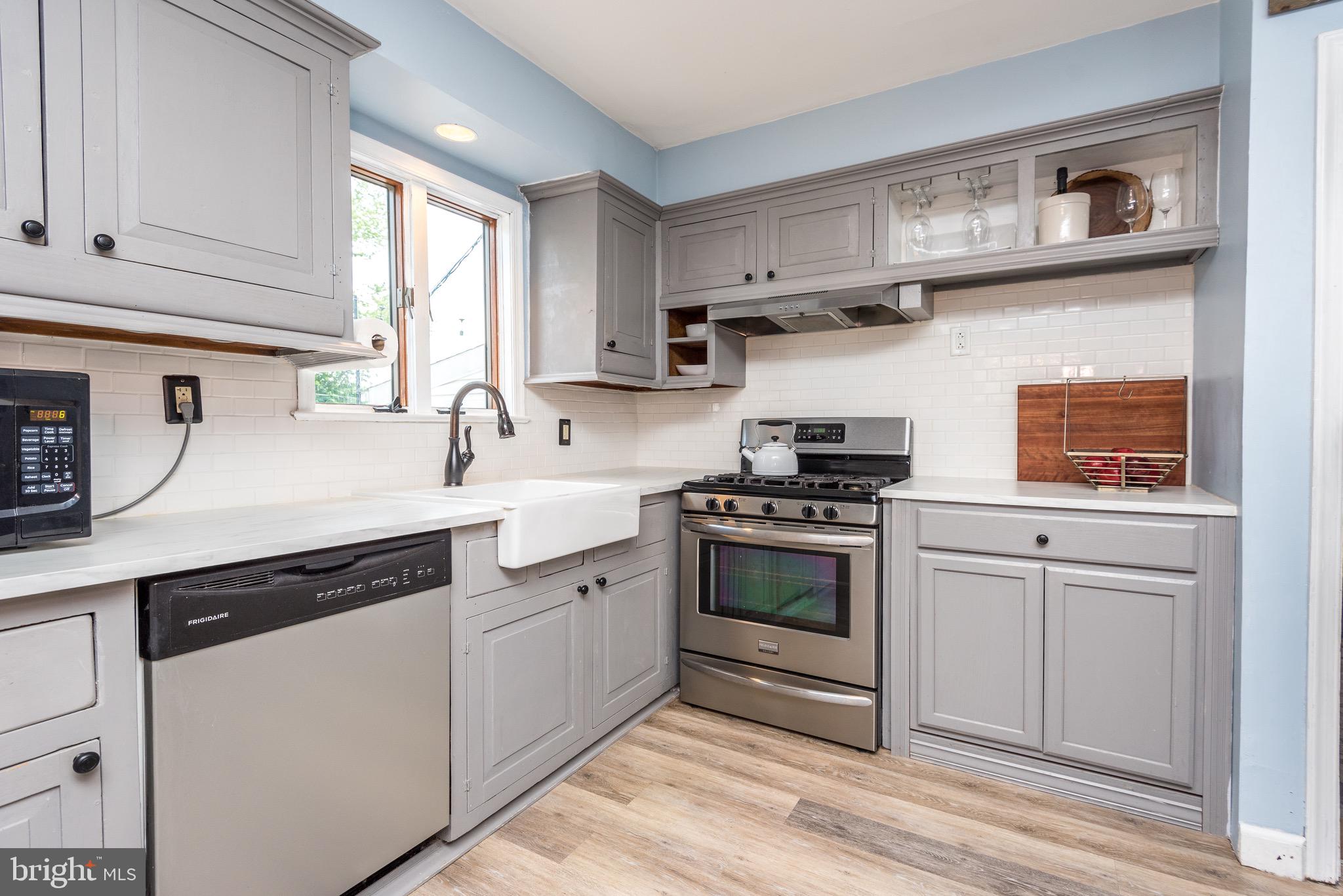 387 South Norristown Road Warminster, PA 18974 - Photo 11 of 39 kitchen
