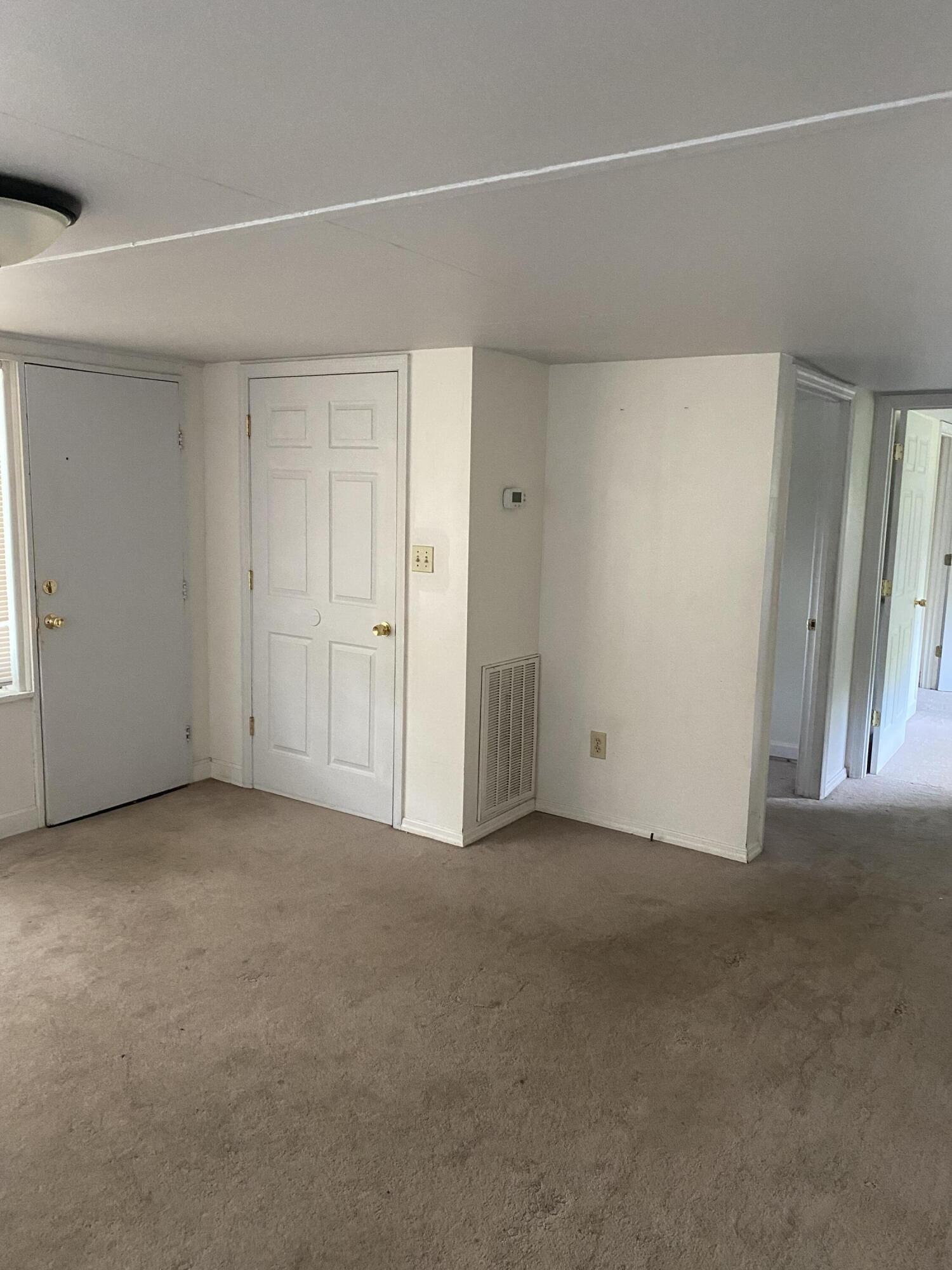 141 Johnson Road Oak Ridge, TN 37830 - Photo 6 of 12 IMG_3335