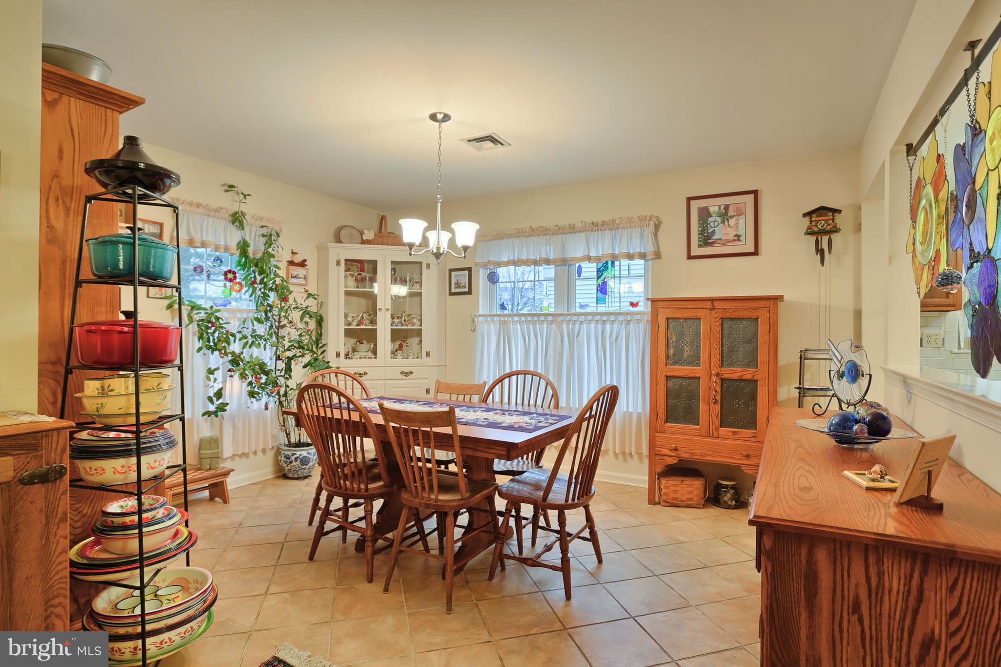 1982 Wexford Road Palmyra, PA 17078 - Photo 6 of 18 Gallery Image 6