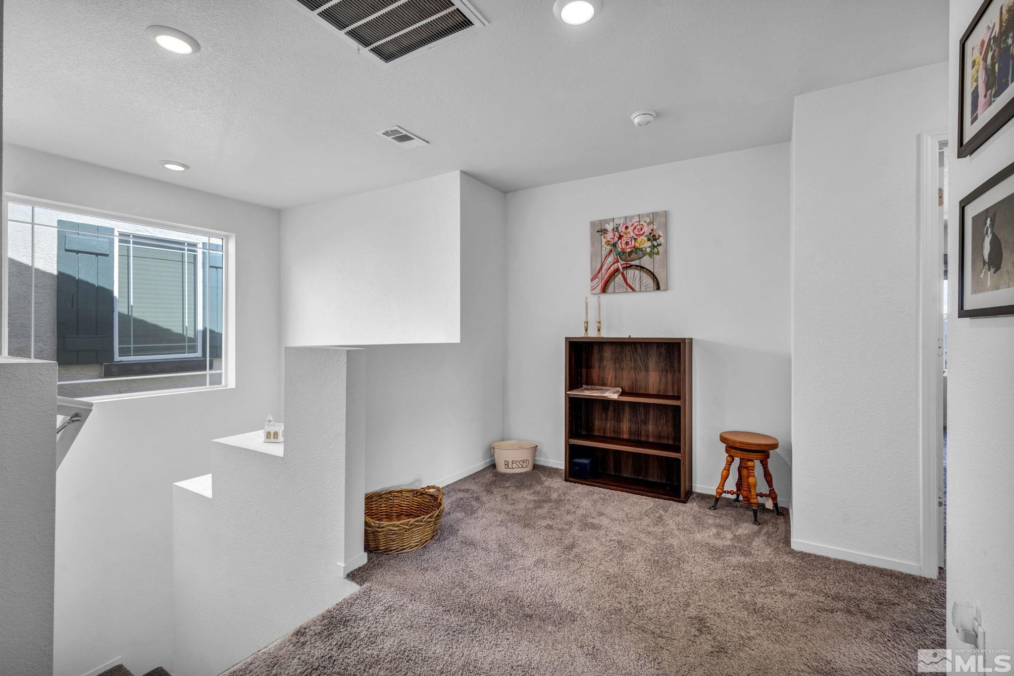 9601 Nautical Mile Road Reno, NV 89506 - Photo 14 of 24 Photo 14