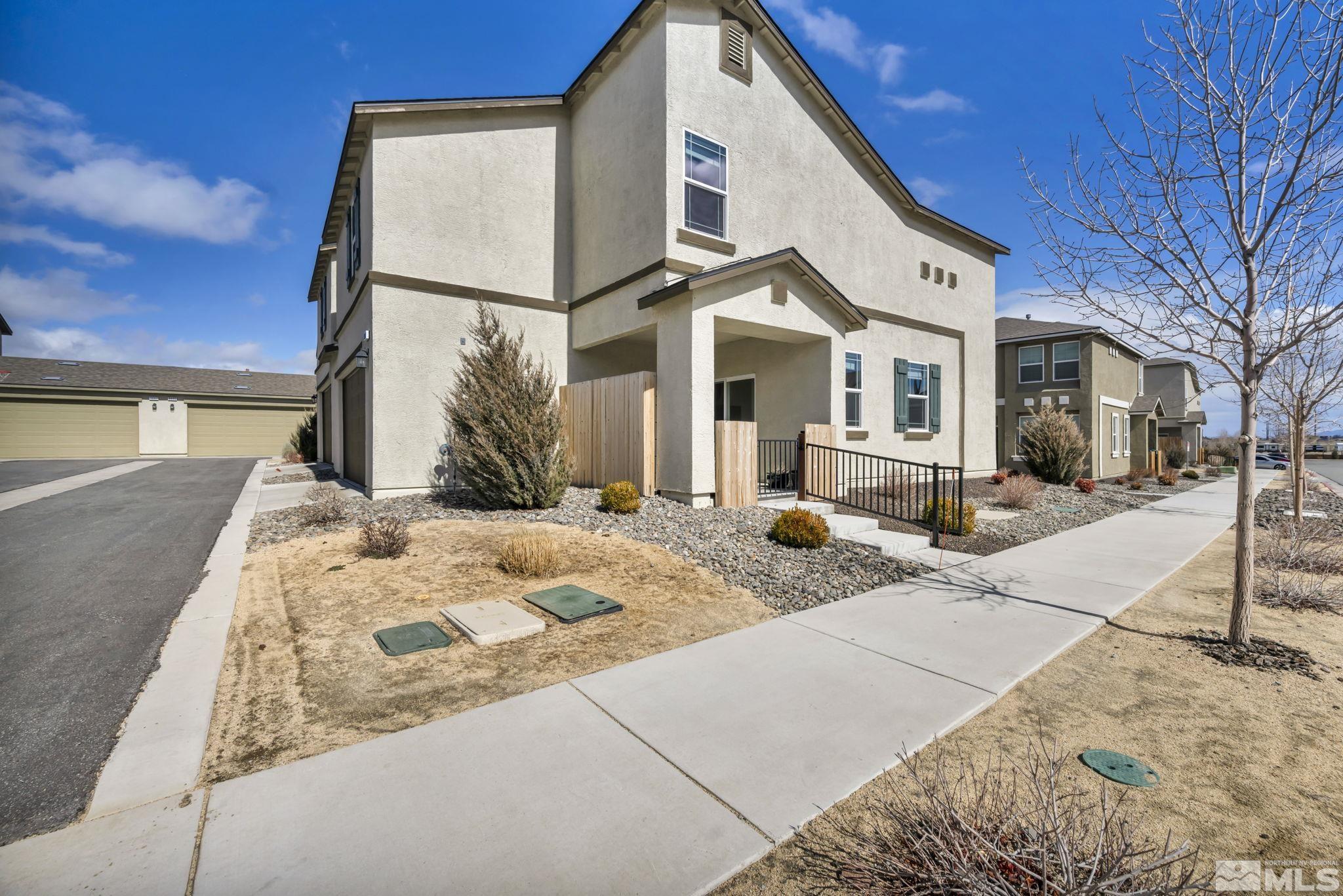 9601 Nautical Mile Road Reno, NV 89506 - Photo 4 of 24 Photo 4