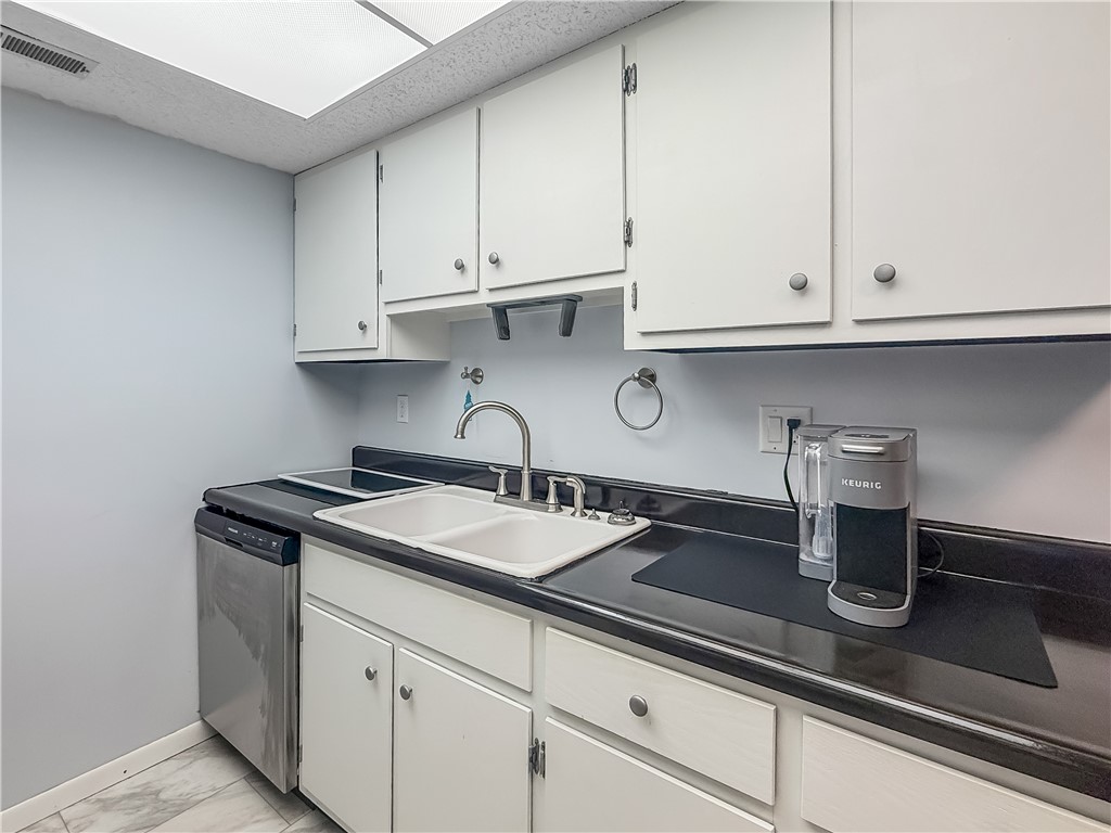 450 Woodside Trail, Unit B1 Decatur, IL 62521 - Photo 6 of 12 Gallery Image 6
