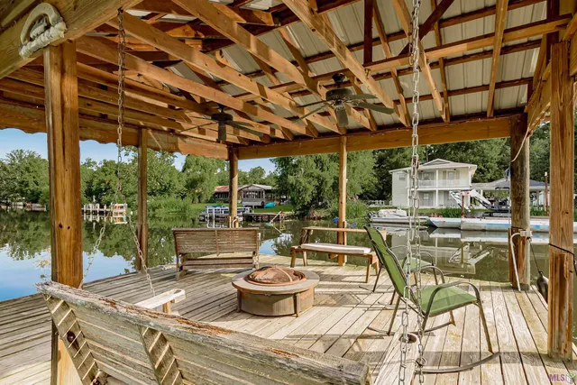 $405,000 | 5035 Pecan Lane, Jarreau, LA 70749