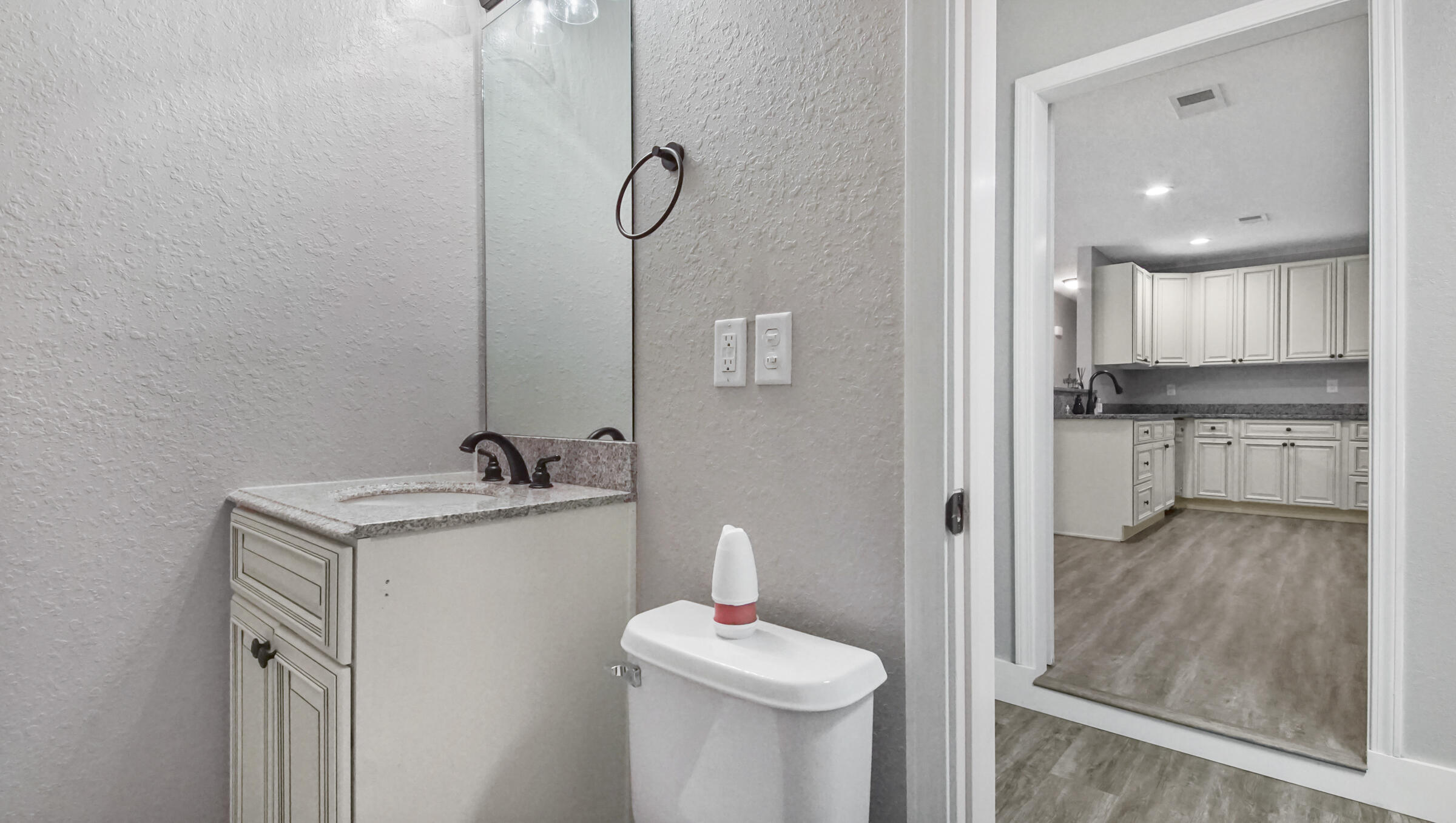 504 Forrest Court Crestview, FL 32539 - Photo 12 of 26 Gallery Image 12