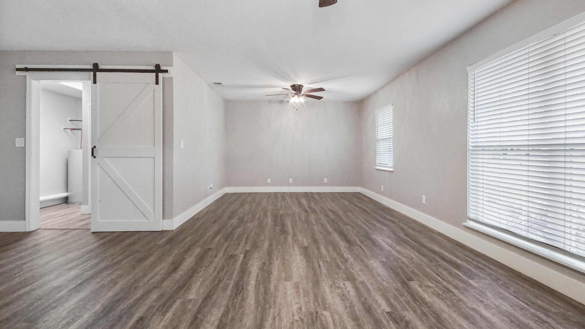504 Forrest Court Crestview, FL 32539 - Photo 3 of 26 Gallery Image 3