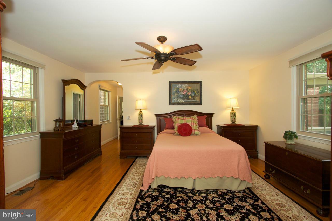 5607 Williams Road Hydes, MD 21082 - Photo 11 of 29 Bedroom (Master)