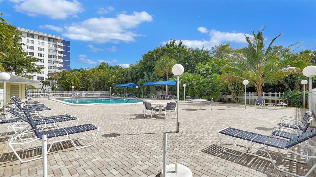 4400 Hillcrest Drive, Unit 719C Hollywood, FL 33021 - Photo 35 of 39